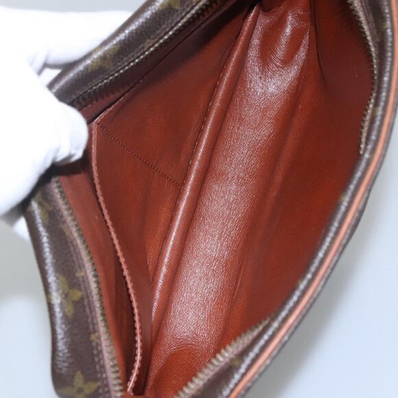 LOUIS VUITTON Monogram Compiegne 28 Clutch Bag - Picture 8 of 16